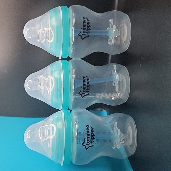 Tommee Tippee Bundle; Advanced Anti-Colic Bottles & Cereal Nipples - Picture 2 of 8